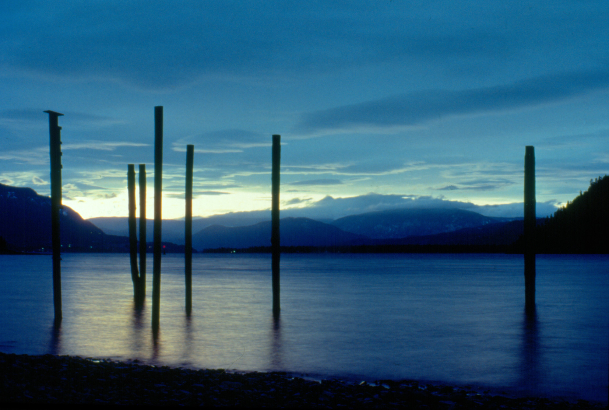 Blind bay